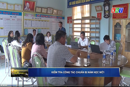 Đoàn công tác của sở GD ĐT kiểm tra công tác chuẩn bị năm học mới tại huyện Ia H'Drai