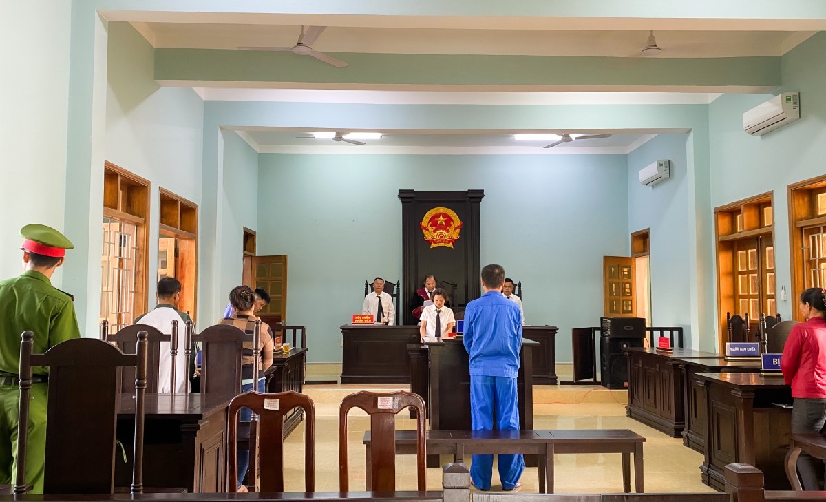 Xét xử vụ án hình sự “Lừa đảo chiếm đoạt tài sản”