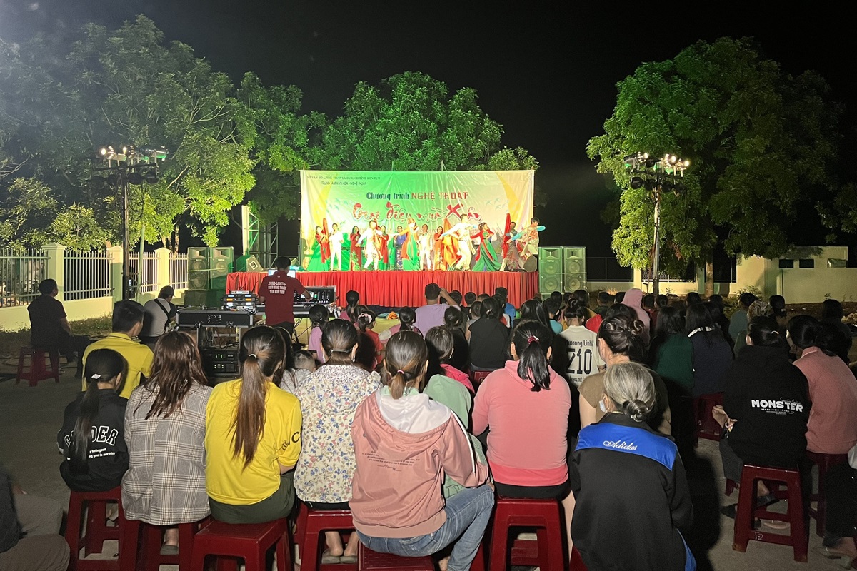 Ia Dom: Chương trình nghệ thuật “Giai điệu mùa Xuân”
