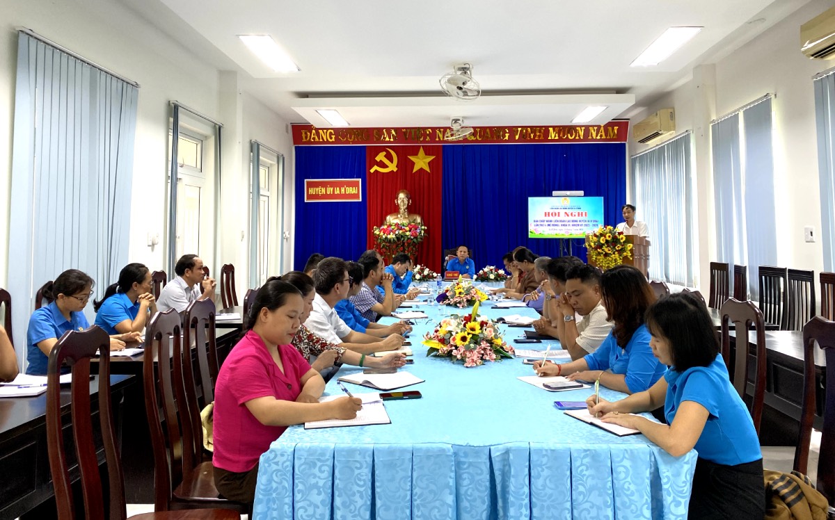 Hội nghị Ban Chấp hành (mở rộng) lần thứ 4 khoá VI, nhiệm kỳ 2023-2028