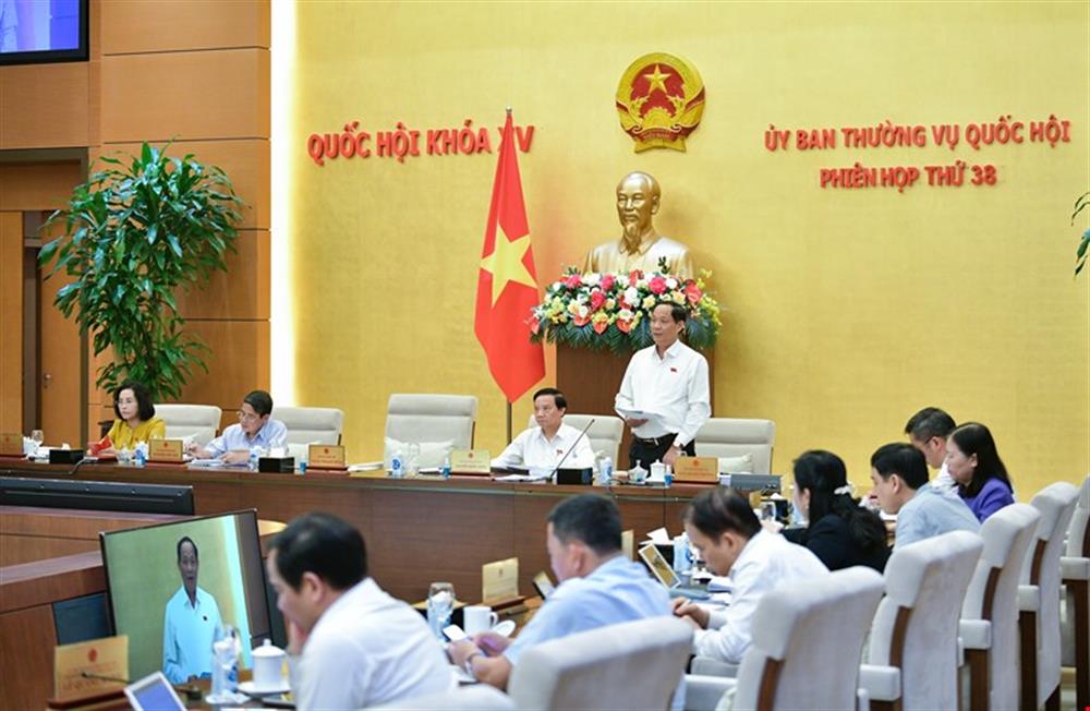 HOÀN THIỆN PHÁP LUẬT VỀ DỮ LIỆU, GIÚP NGƯỜI DÂN THỤ HƯỞNG LỢI ÍCH TỪ CHUYỂN ĐỔI SỐ