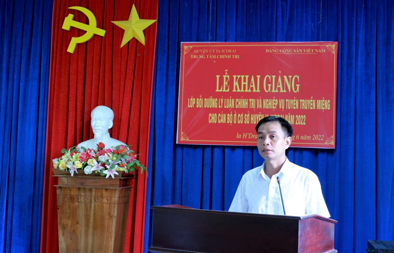Khai giảng lớp bồi dưỡng lý luận chính trị và nghiệp vụ tuyên truyền miệng dành cho cán bộ ở cơ sở năm 2022