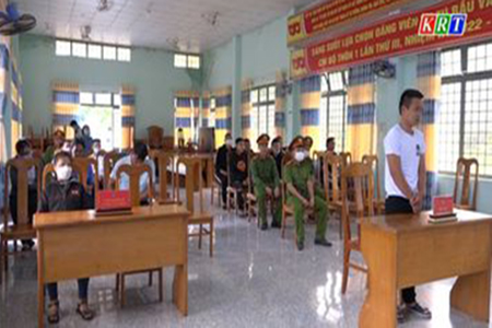 Xét xử lưu động vụ án “Tàng trữ trái phép chất ma túy” tại huyện Ia H'Drai