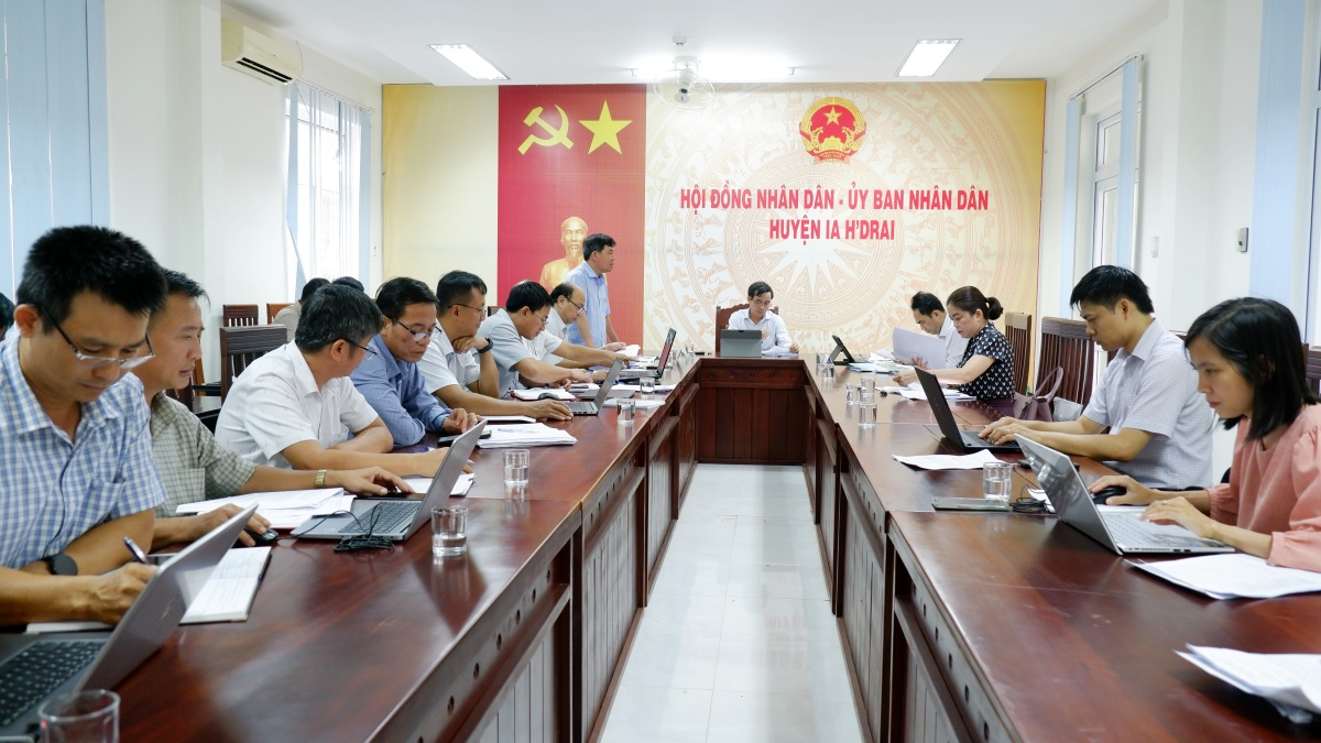 Đoàn giám sát Ban Kinh tế - Ngân sách Hội đồng nhân dân tỉnh làm việc tại huyện Ia H'Drai