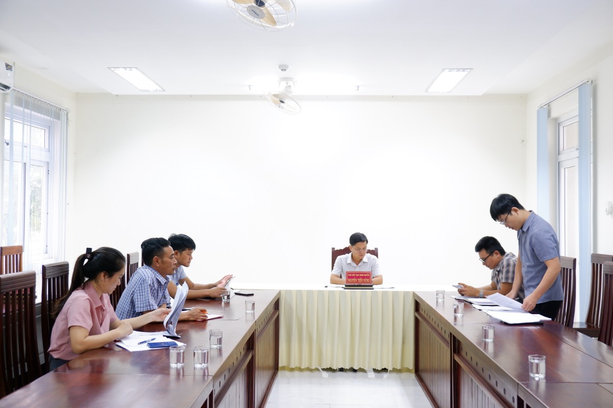 Họp Hội đồng tuyển dụng viên chức năm 2024 (lần 2)