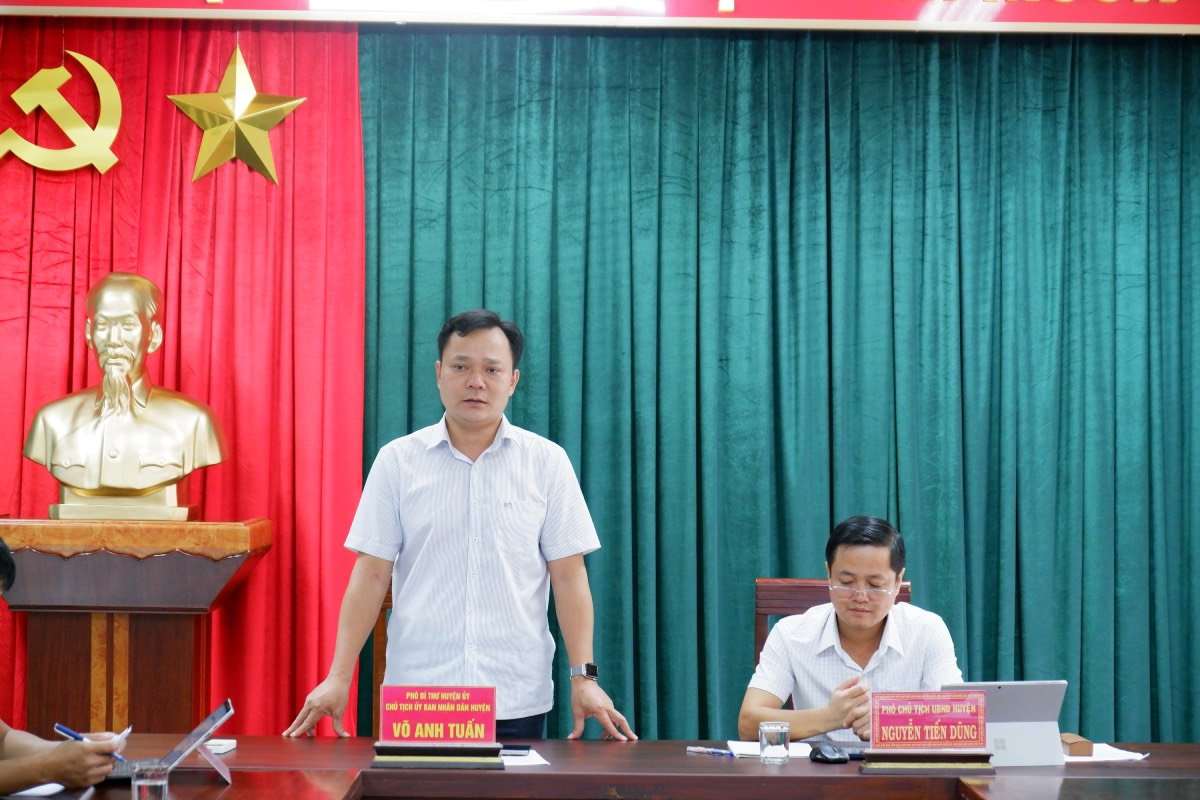 UBND huyện Ia H’Drai họp Ban chỉ đạo về chuyển đổi số