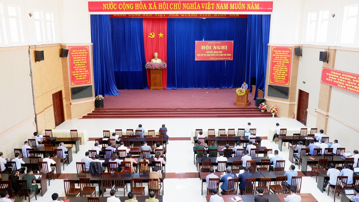 Hội nghị phổ biến, quán triệt các Chỉ thị, Nghị quyết, Kết luận của Đảng