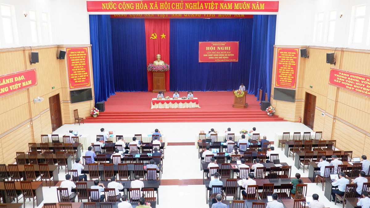 Hội nghị Ban chấp hành Đảng bộ huyện lần thứ 22 (mở rộng)