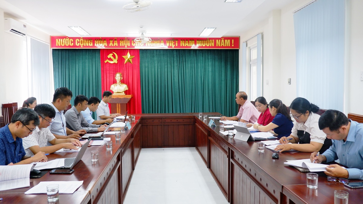 Giám sát việc thực hiện Chương trình MTQG tại huyện Ia H’Drai