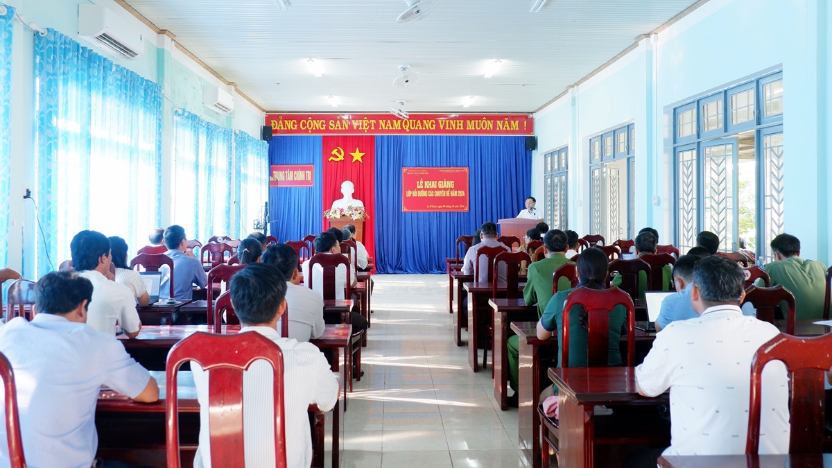 Khai giảng lớp bồi dưỡng các Chuyên đề năm 2024