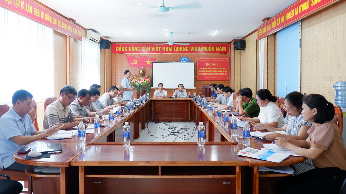 Ban Chỉ đạo thực hiện chính sách BHXH, BHYT tỉnh làm việc tại huyện Ia H’Drai