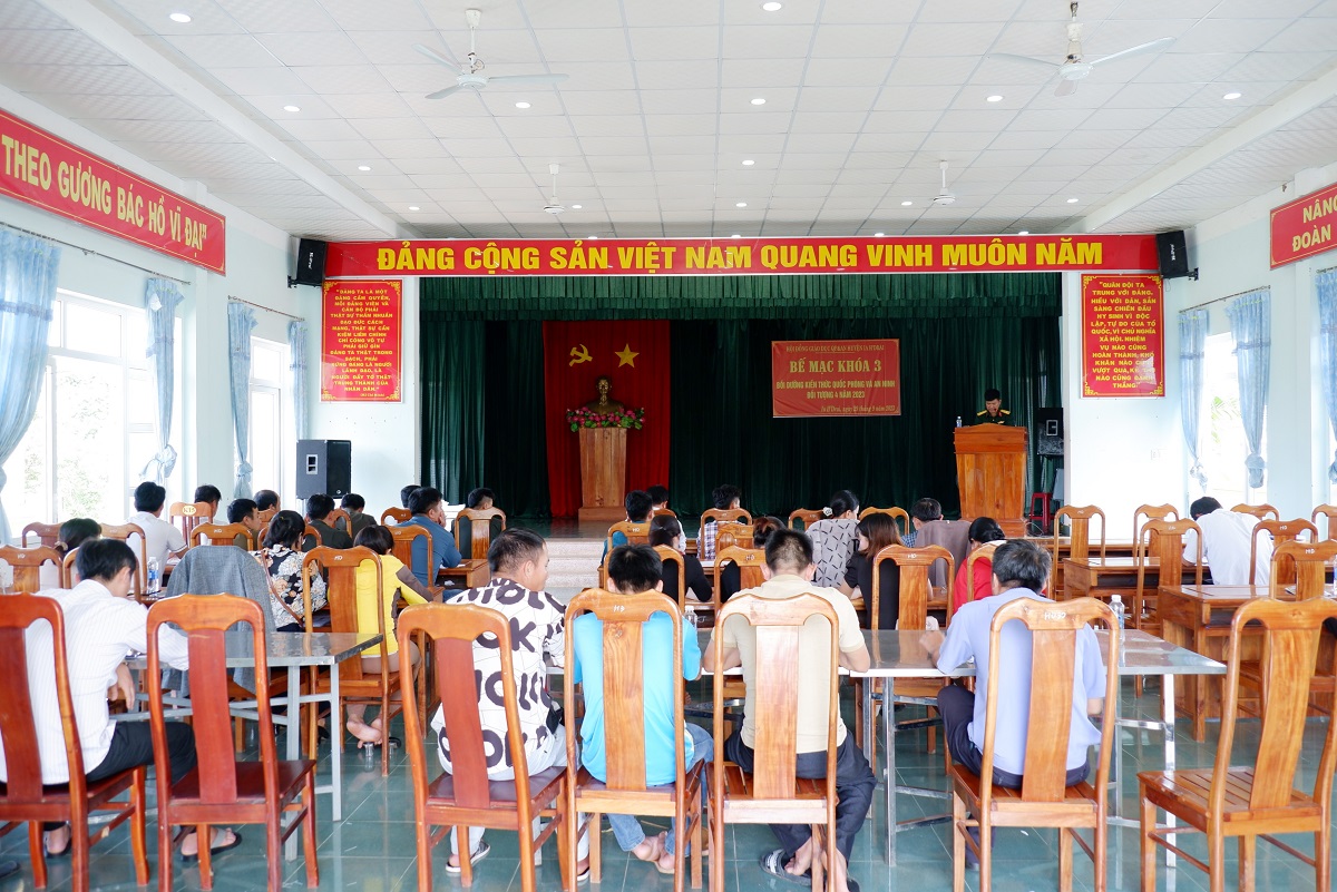 Bế mạc lớp bồi dưỡng kiến thức quốc phòng và an ninh cho đối tượng 4, khóa III (lớp 2) năm 2023