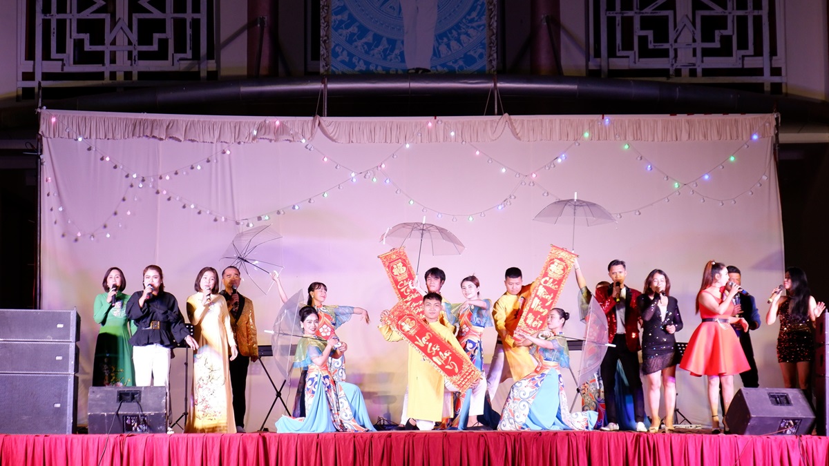 Chương trình văn nghệ “Xuân biên cương – Khát vọng vươn mình”