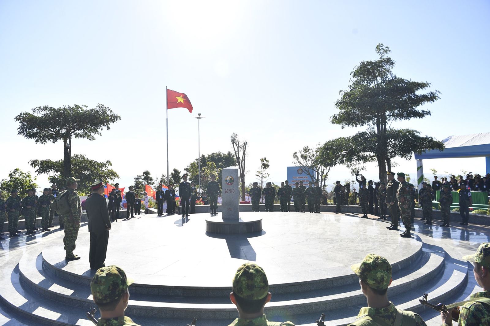 Giao lưu Hữu nghị quốc phòng biên giới Việt Nam-Lào-Campuchia lần thứ nhất.