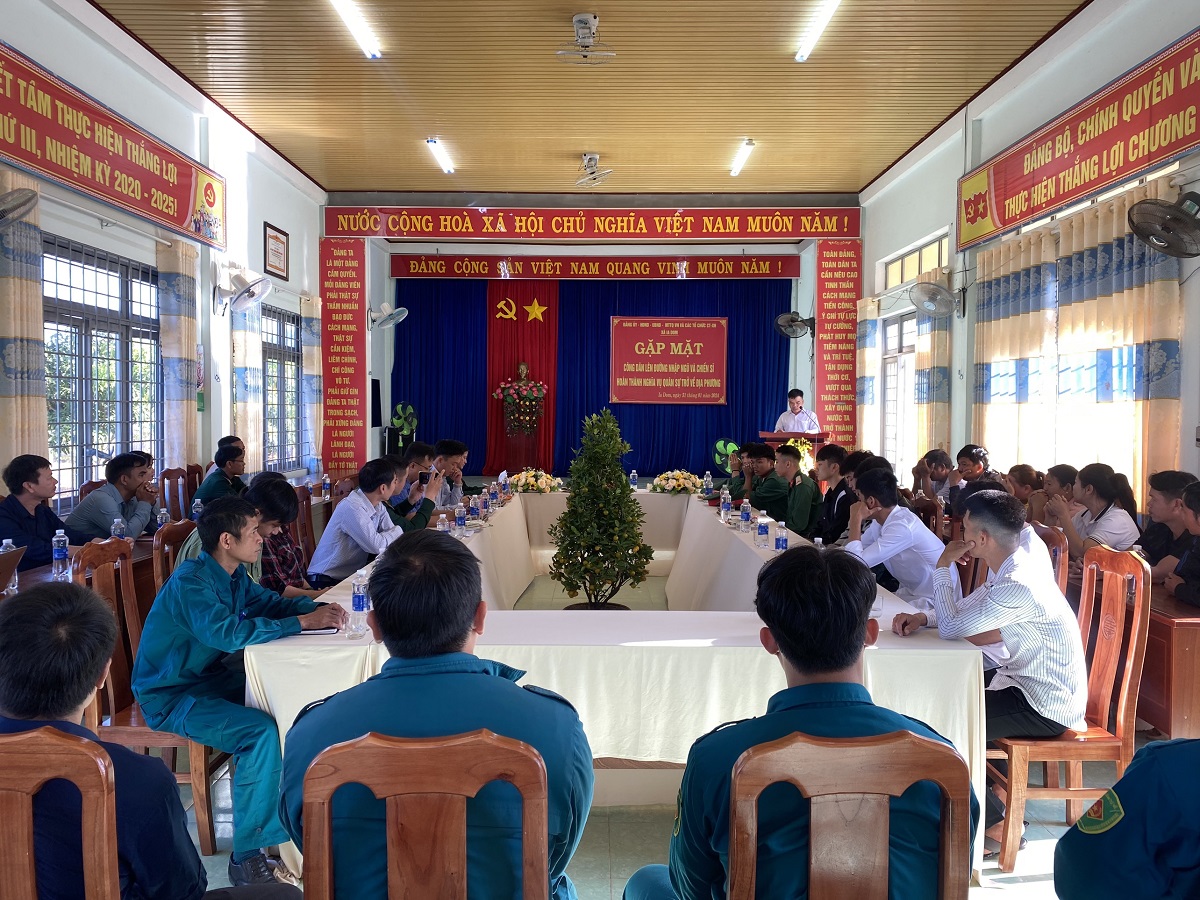 Xã Ia Dom tổ chức gặp mặt công dân trước ngày lên đường nhập ngũ