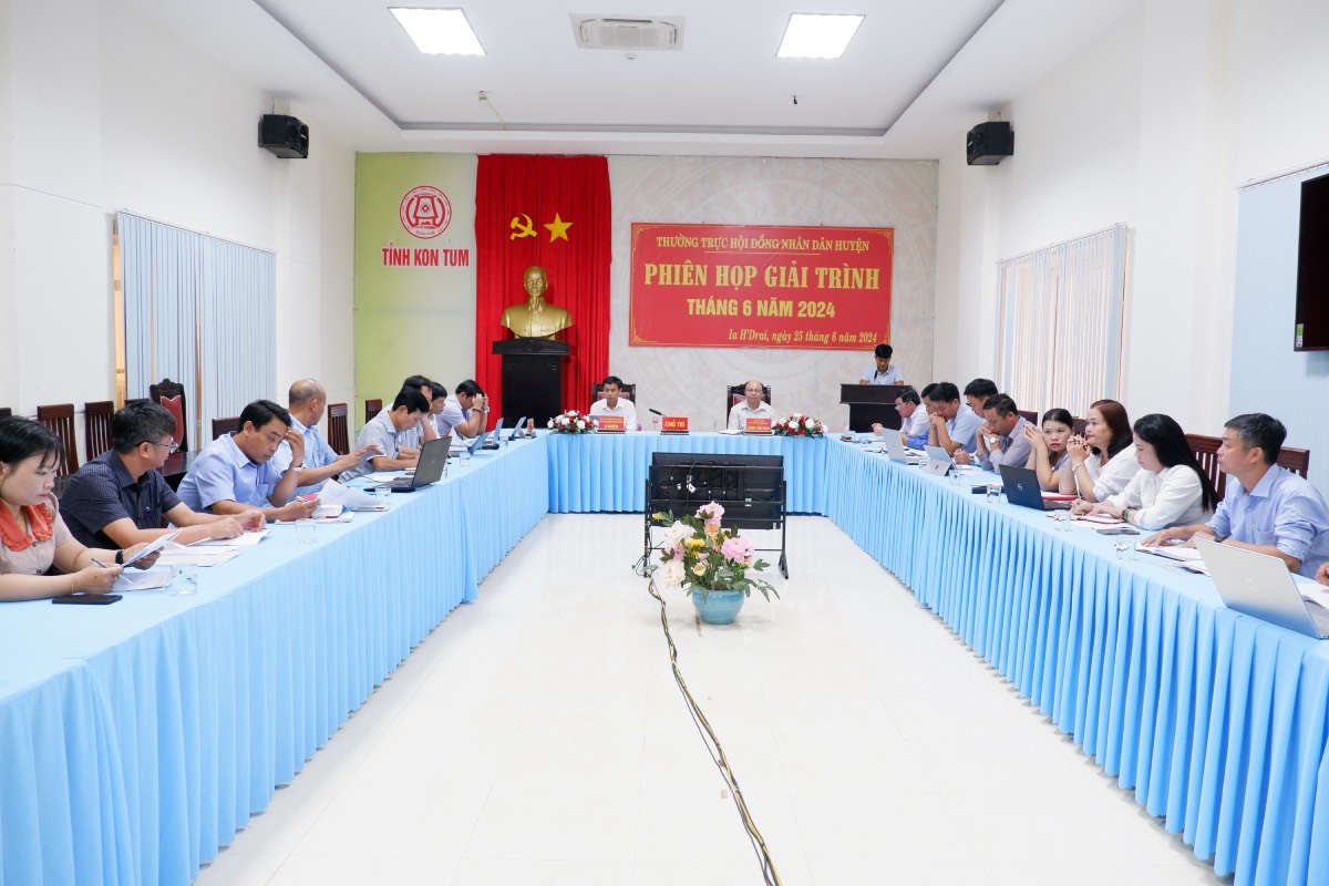 Thường trực Hội đồng nhân dân huyện tổ chức phiên họp giải trình tháng 6 năm 2024
