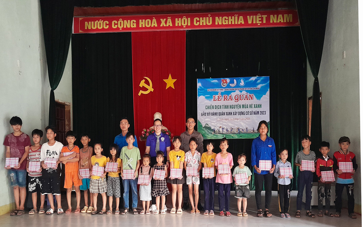 Lễ ra quân Chiến dịch “Mùa hè xanh” năm 2023
