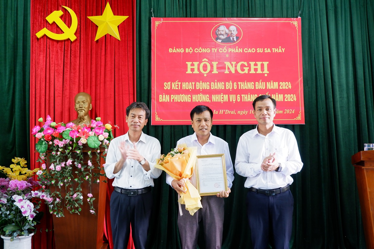 Đảng bộ Công ty Cổ phần Cao su Sa Thầy sơ kết hoạt động 6 tháng đầu năm 2024