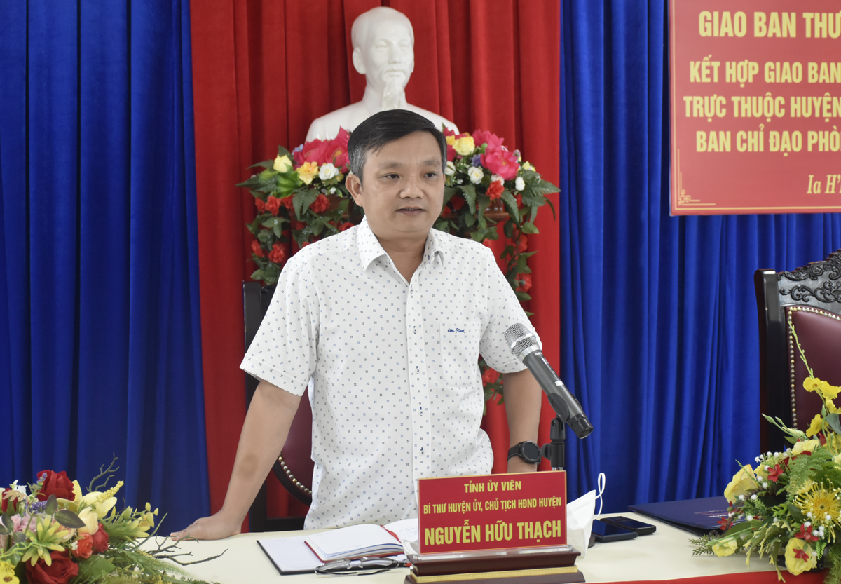 Hội nghị giao ban Thường trực Huyện ủy với tổ chức cơ sở Đảng thường kỳ tháng 02 năm 2022