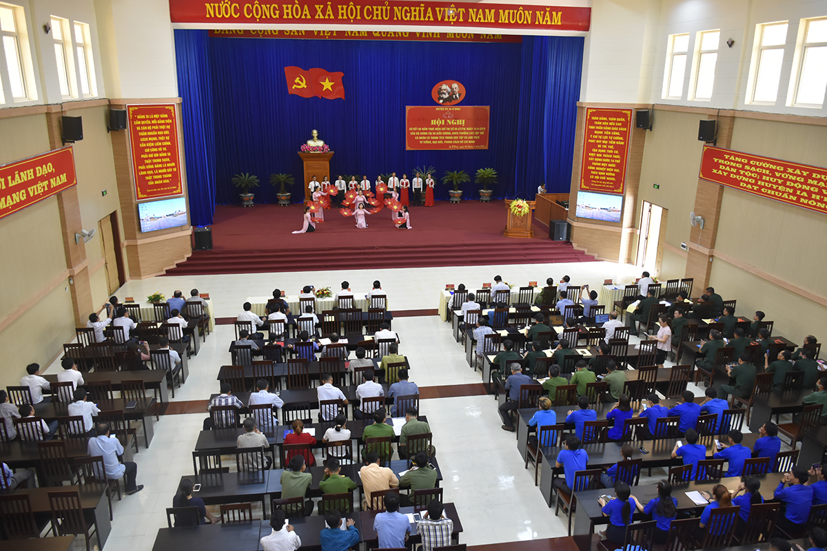 Huyện ủy Ia H'Drai tổ chức sơ kết 5 năm thực hiện Chỉ thị số 05