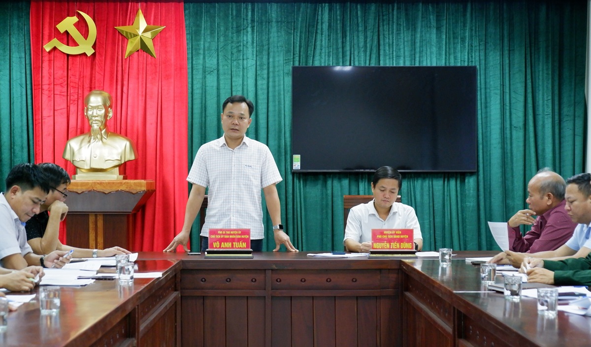 Ia H’Drai: Họp đề nghị xét, công nhận xã Ia Tơi đạt chuẩn nông thôn mới năm 2024