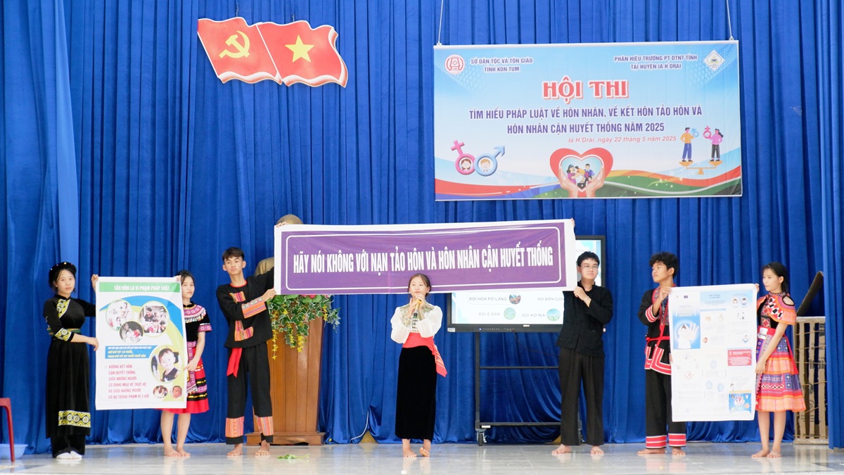 Hội thi tìm hiểu pháp luật về hôn nhân, kết hôn tảo hôn và hôn nhân cận huyết thống năm 2025